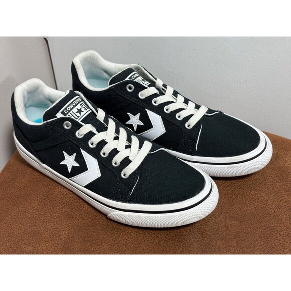 Converse Chuck Taylor All Star El Distrito 2.0 low Black Juniors Size 5 Pull On - Picture 1 of 10